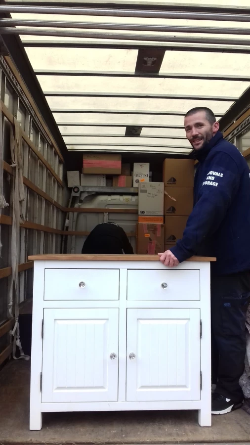 A to Z Removals and Storage_5