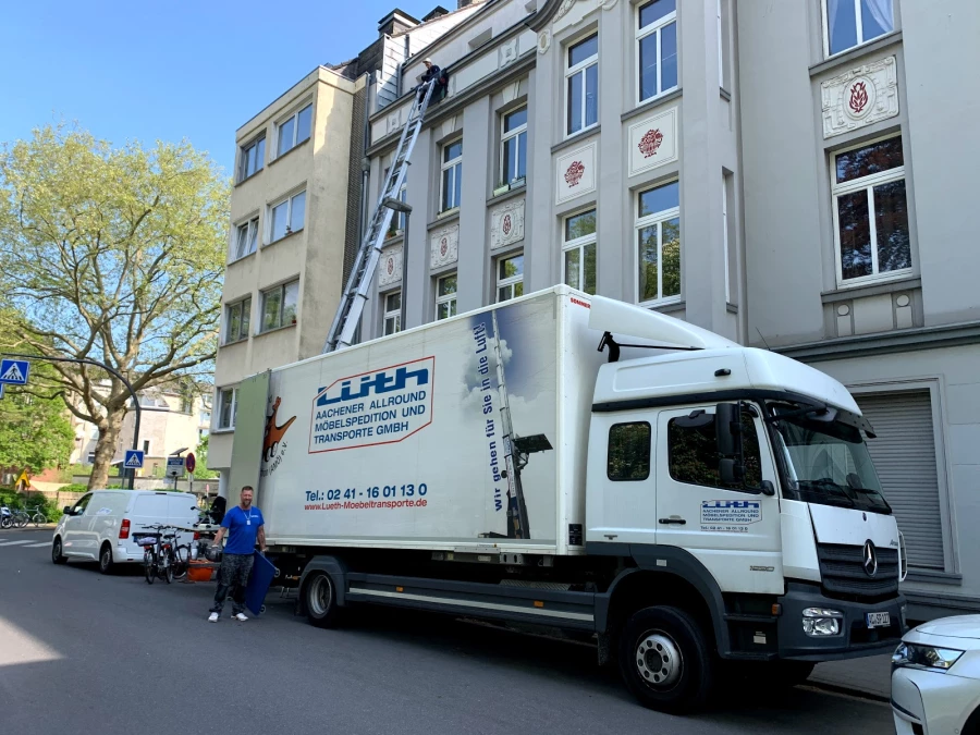 Aachener allround Möbelspedition & Transporte Lüth_3