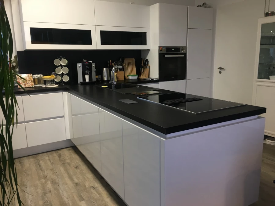 Aachener allround Möbelspedition & Transporte Lüth_4