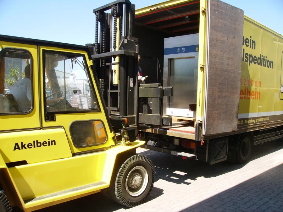 Akelbein Möbelspedition_3