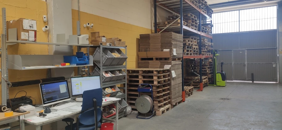 Alaslatinas Courier & Cargo_1