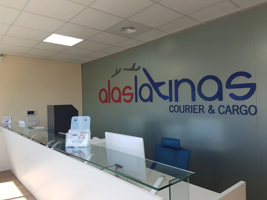 Alaslatinas Courier & Cargo_3