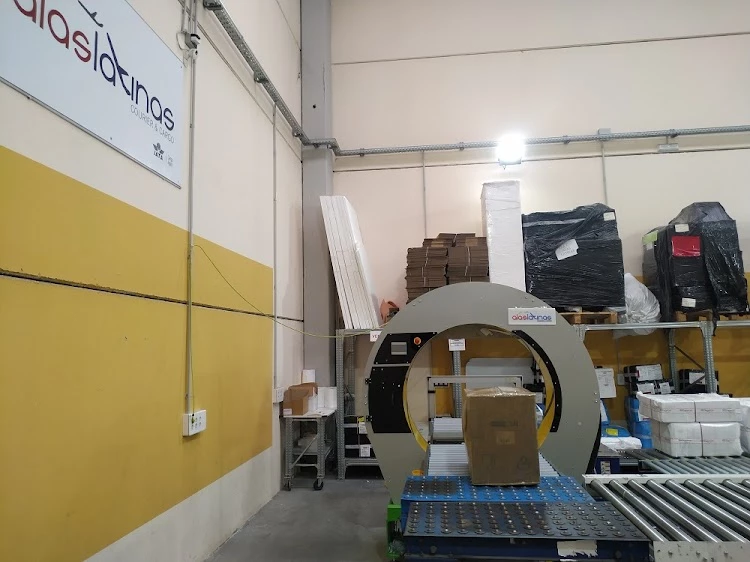 Alaslatinas Courier & Cargo_4