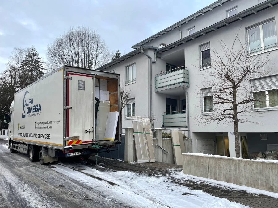 Alfa Omega World Movers_3