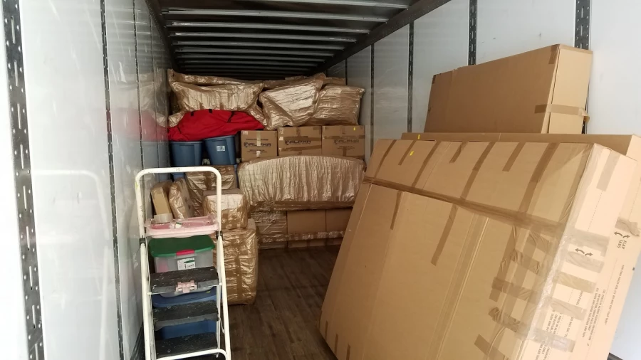 Alpha International Movers_3