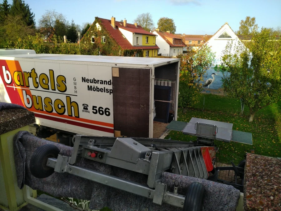 Bartels & Busch Neubrandenburger Möbelspedition _4