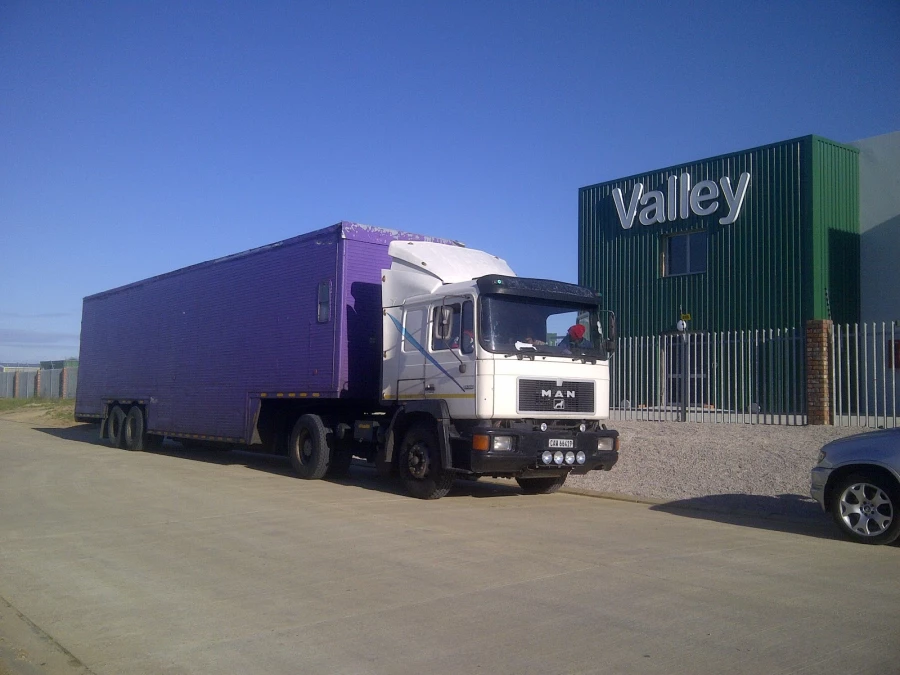 Bazil’s transport furniture removals_1