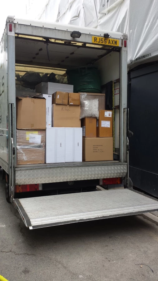 Bedford Man and Van Removals_4