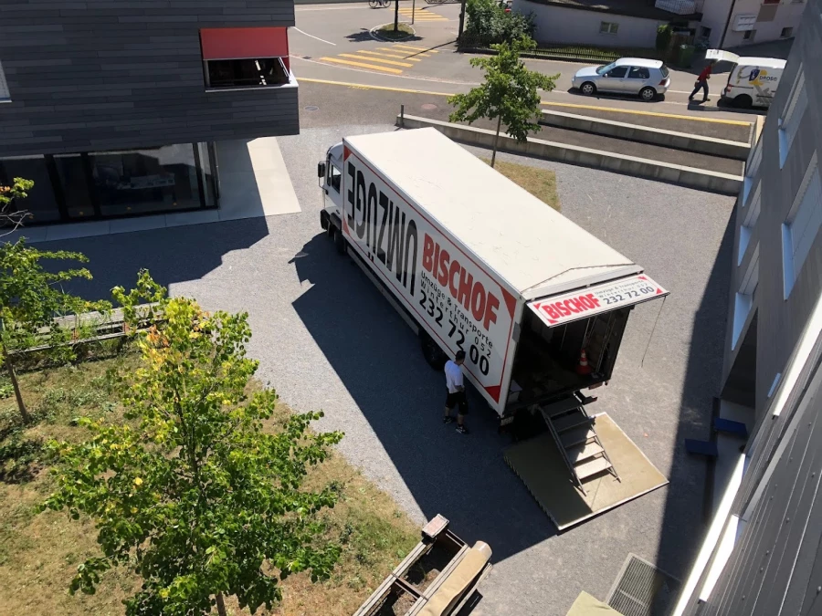 Bischof Umzüge & Transporte_3