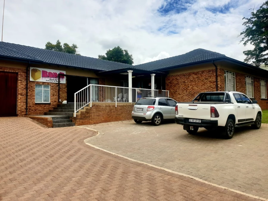 Box&Move Furniture Moving Company_2