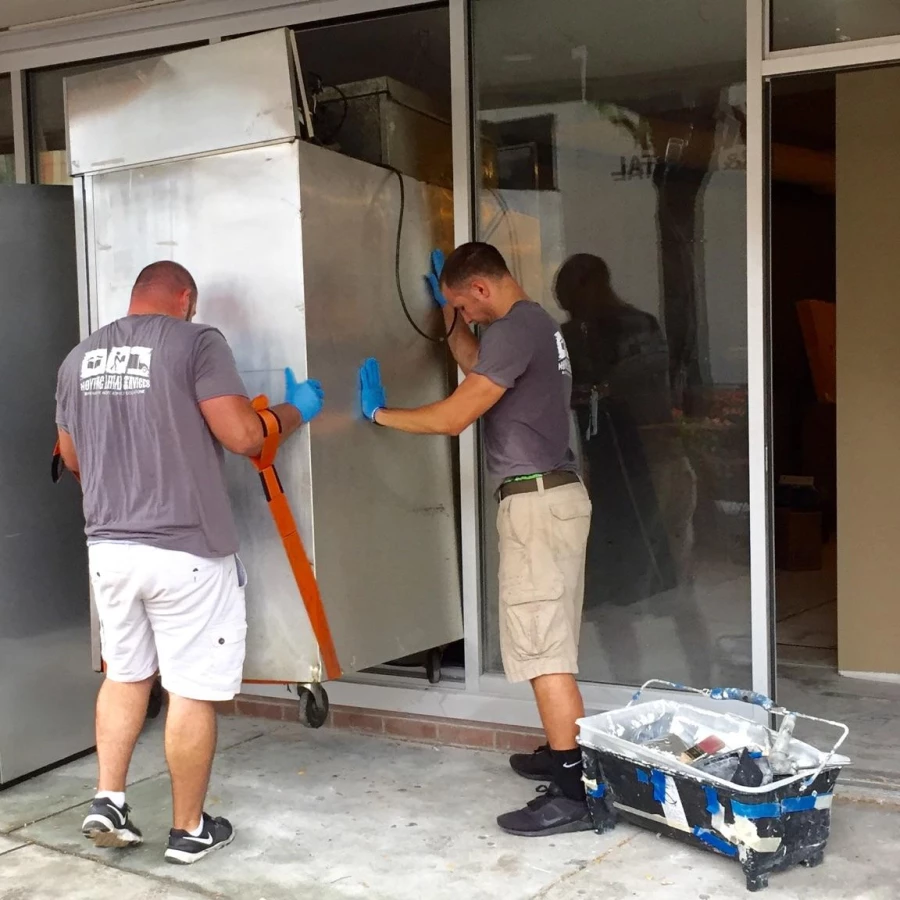 Bright Eyed Moving_4