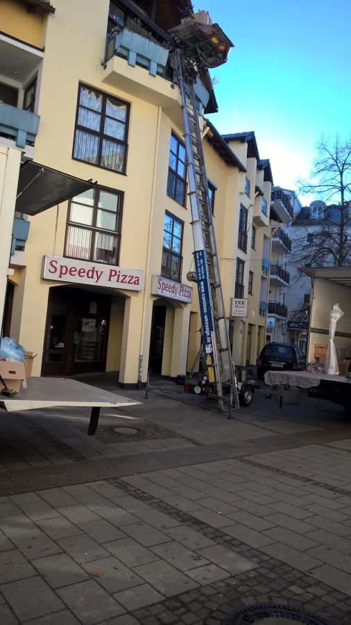 Caminos Umzüge & Möbeltransporte_2