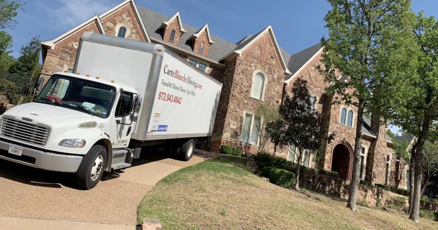 Carte Blanche Moving_2