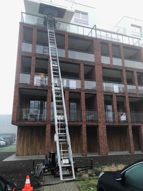 C.d.-trans BV verhuisfirma en Liftservice_3