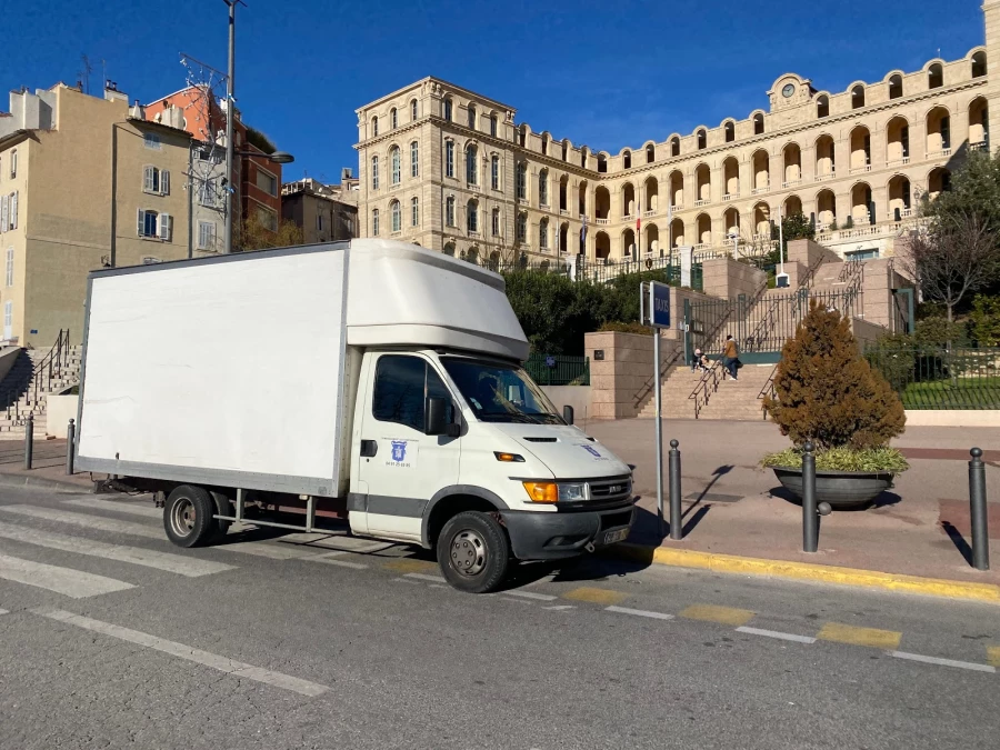 Compagnons Du Demenagement_2