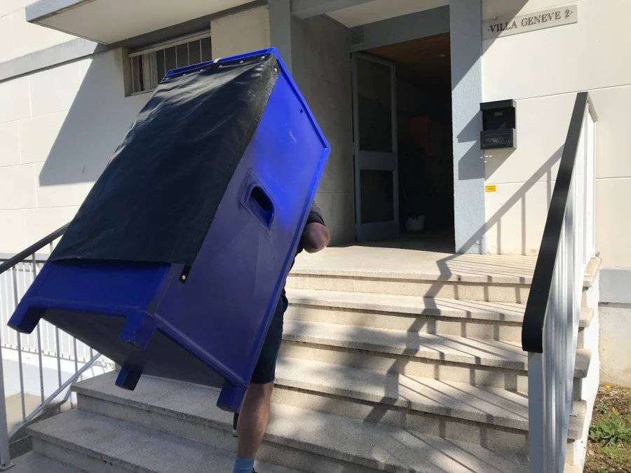 Compagnons Du Demenagement_4