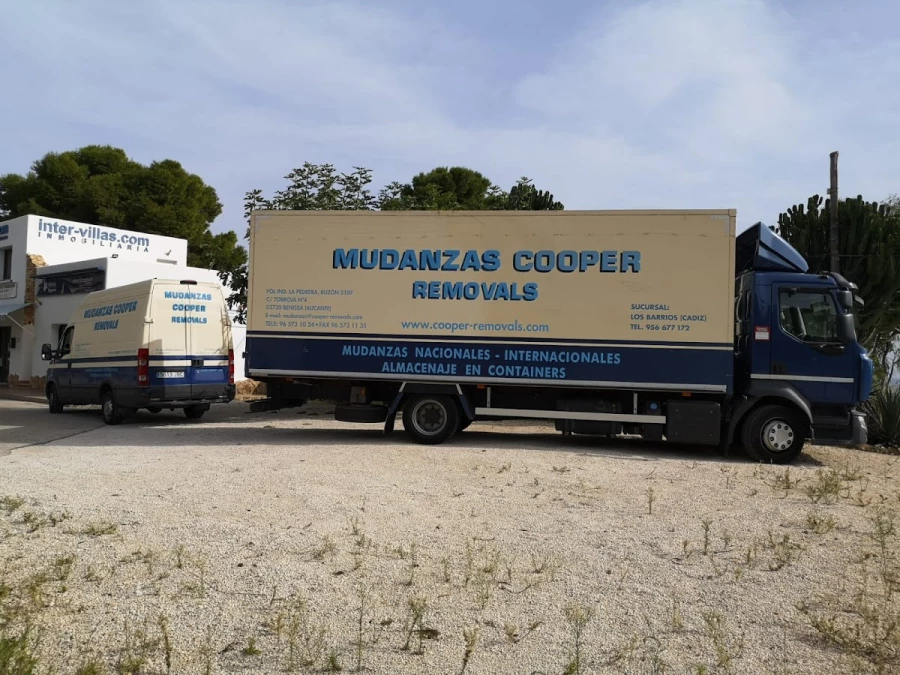 Cooper Removals (Mudanzas Cooper)_3