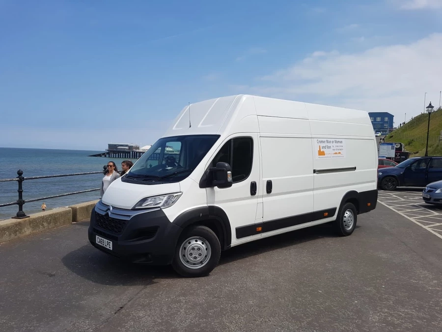 Cromer Man Or Woman & Van_2