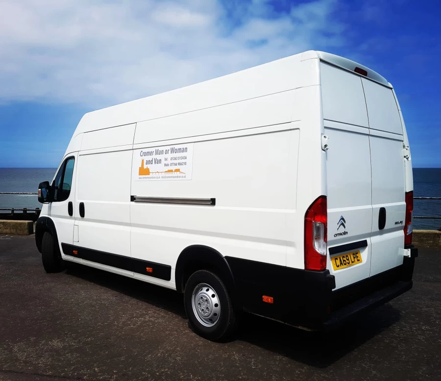 Cromer Man Or Woman & Van_4