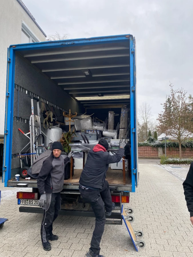 Die kräftigen Männer_1