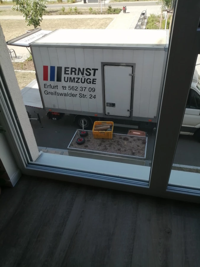 Ernst Umzüge Möbeltransport_1