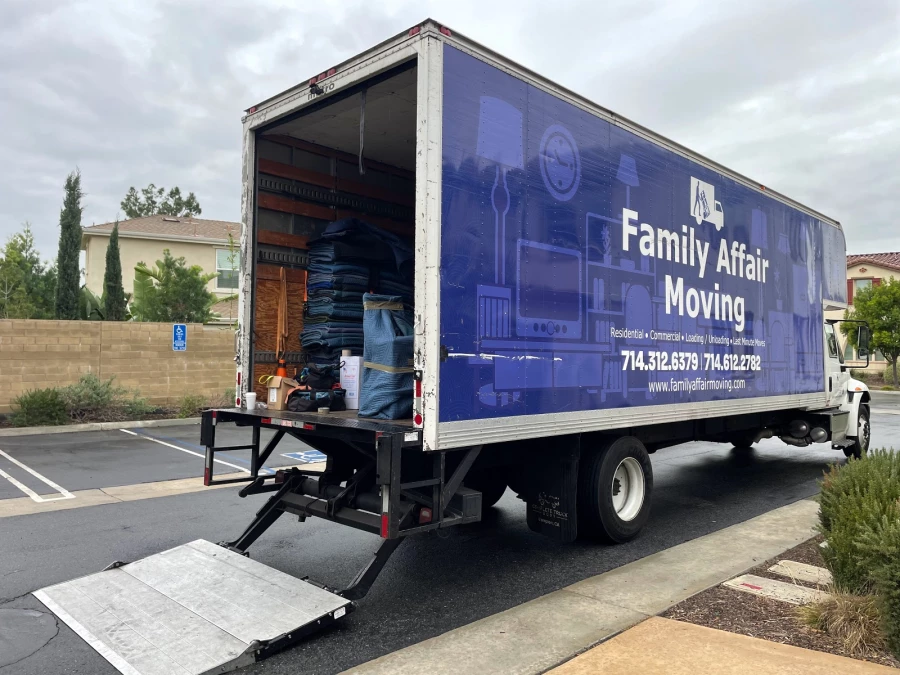 Family Affair Moving_2