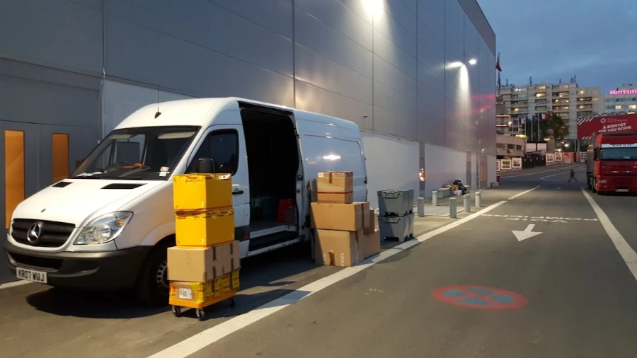 FastSprinterVan_3