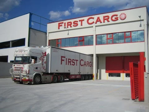 First Cargo Transitarios_1