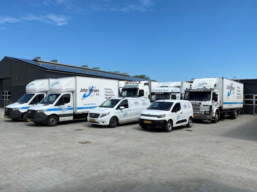 Flytte- og Vognmandsforretningen John Hansen A/S_1
