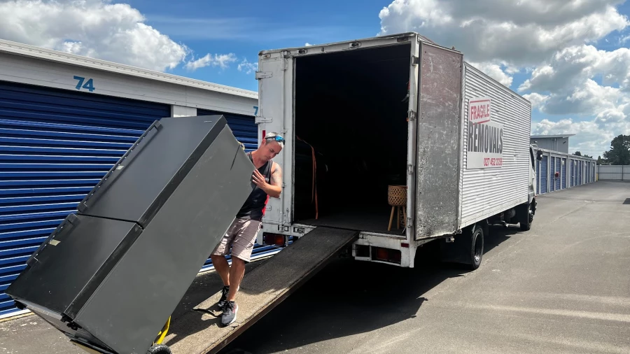 Fragile Removals_2