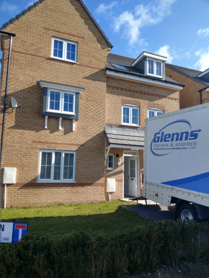 Glenns Movers & Storers_3