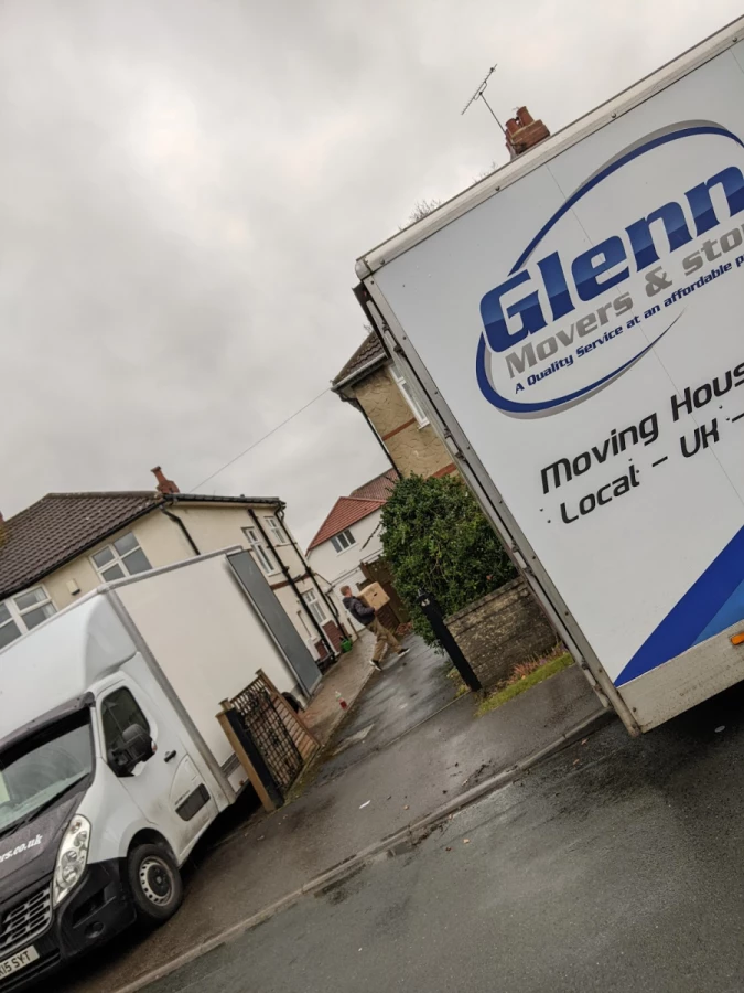 Glenns Movers & Storers_4