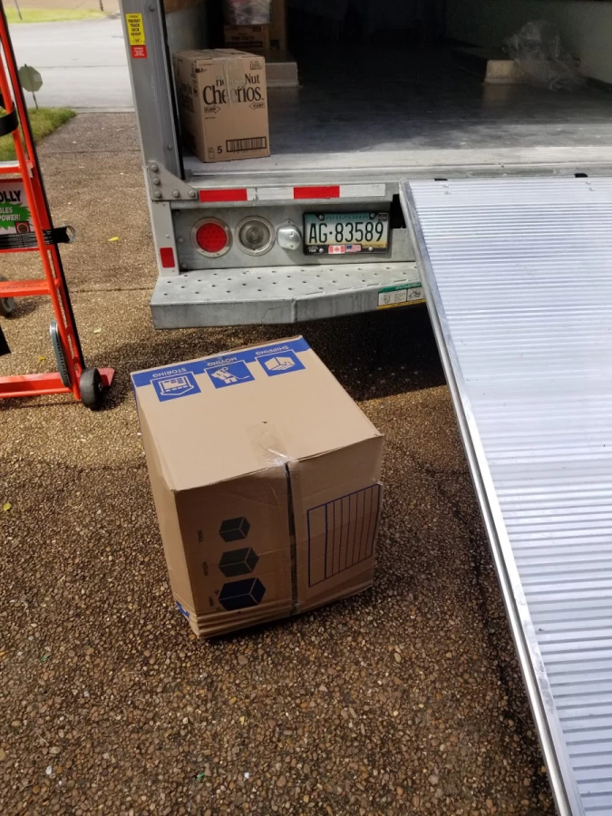 Good Guys Moving & Delivery_2