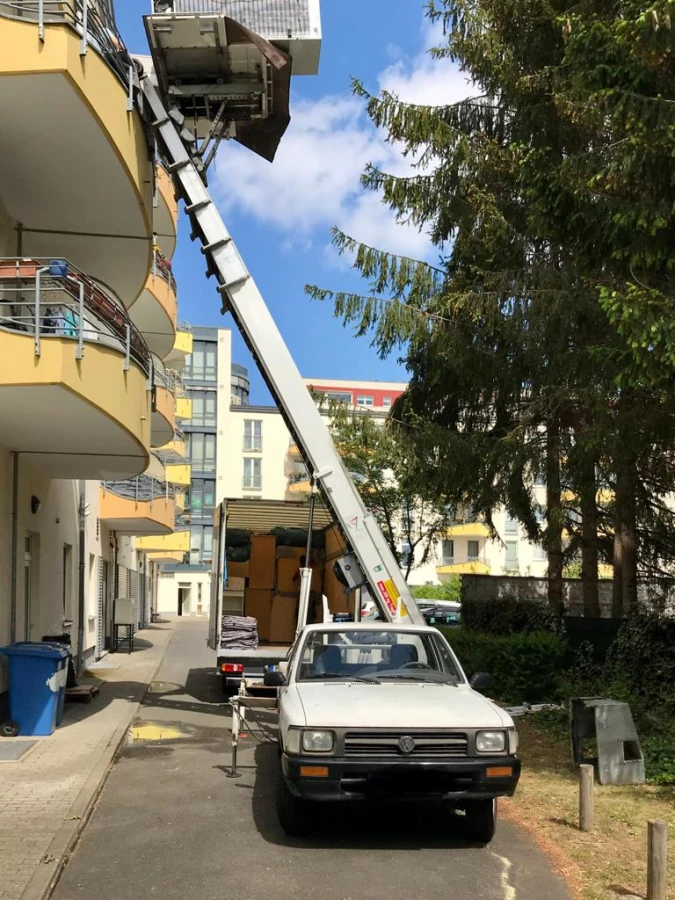 HausMove Umzüge & Dienstleistungen_1