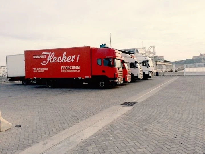 Hecker Möbeltransporte_1