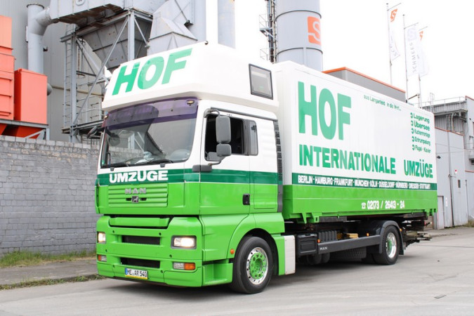 Hof Internationale Umzüge_1