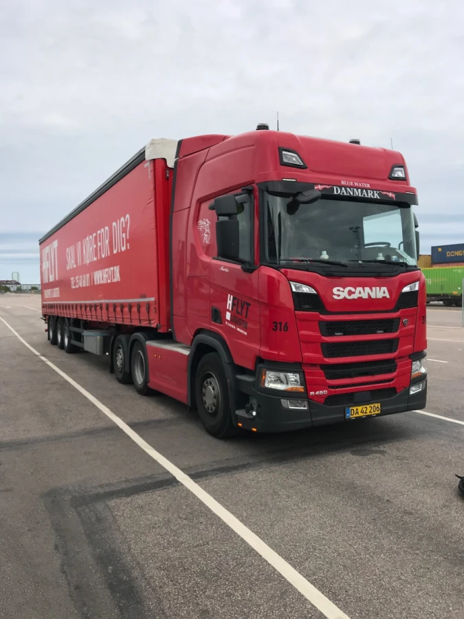 Hovedstadens Flytteforretning ApS_2