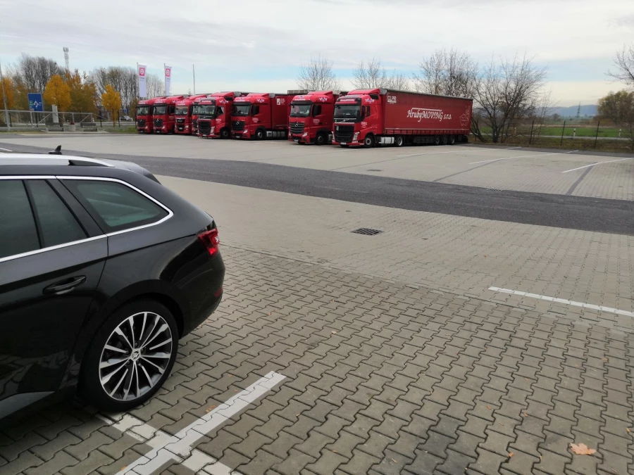 HrubyMOVING TRANSPORT_4