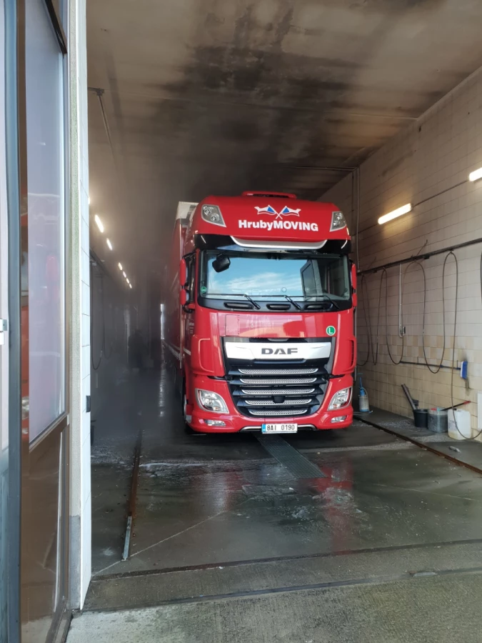 HrubyMOVING TRANSPORT_5