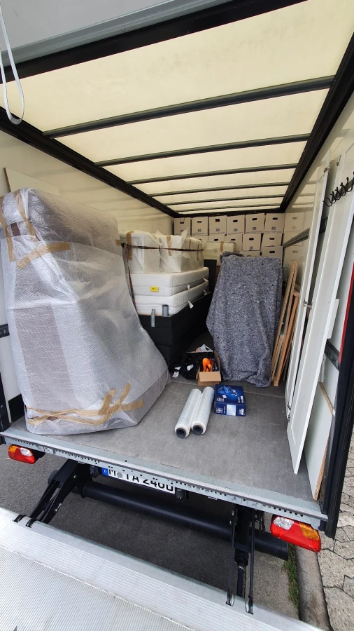 Inas Umzüge & Transporte_3