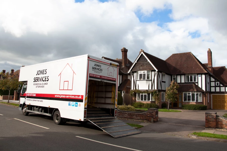 Jones Services Removals & Storage_2