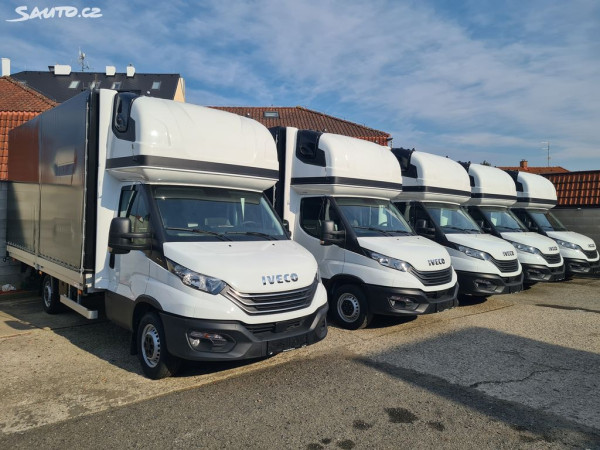 Kanguro European Man & Van_2