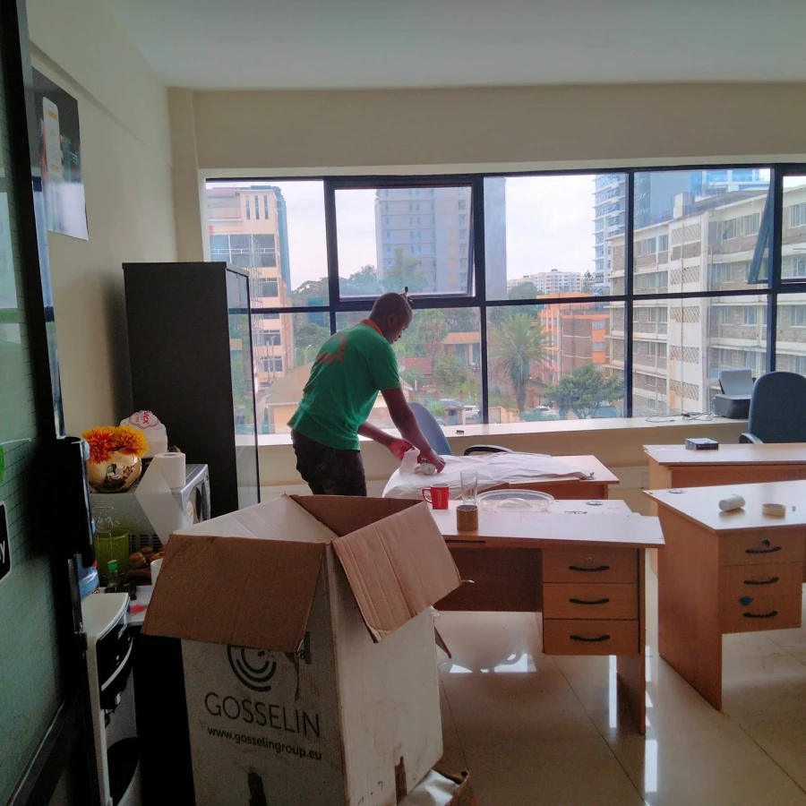 Kenya Line Movers_5