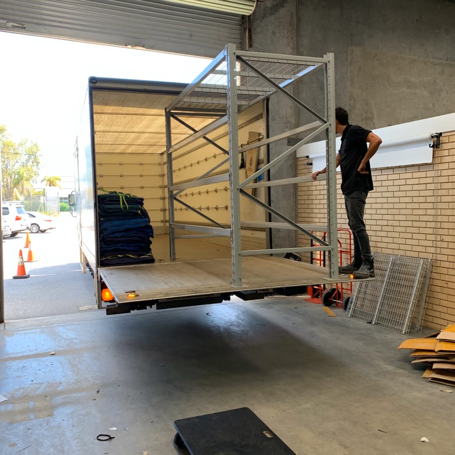 Kroos Logistics Movers_3