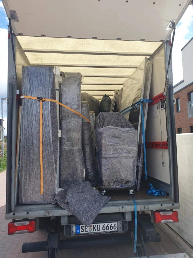 (KU) Kaeed Umzug & Transport_1