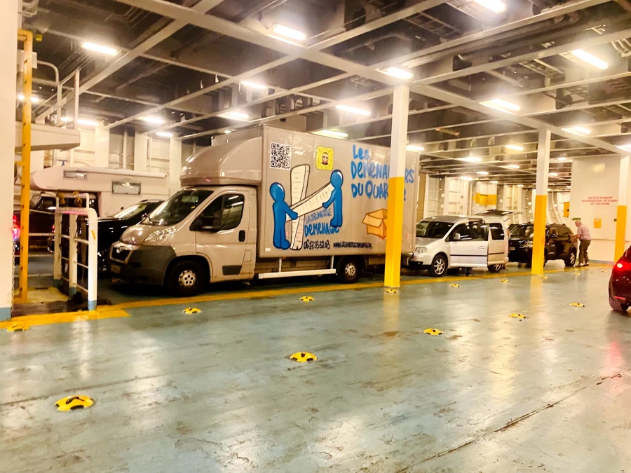 La Jeunesse Déménage_1