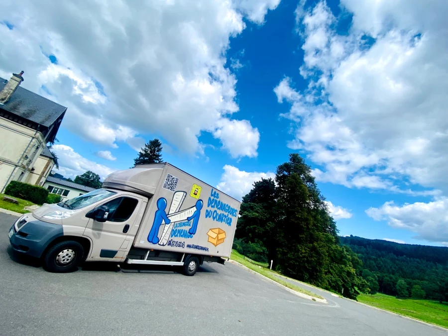 La Jeunesse Déménage_2