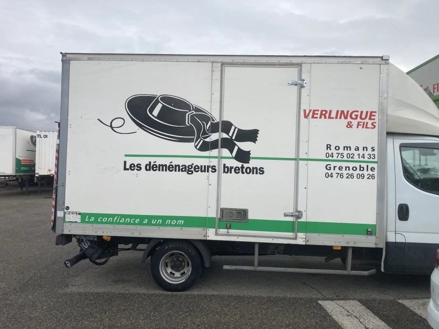 Les Déménageurs Bretons - Verlingue et Fils_2