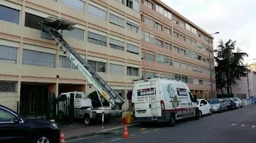 Les Déménageurs Reunis_4