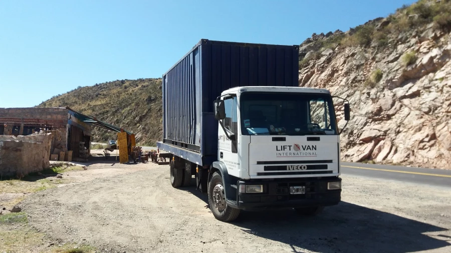Lift-Van International_2